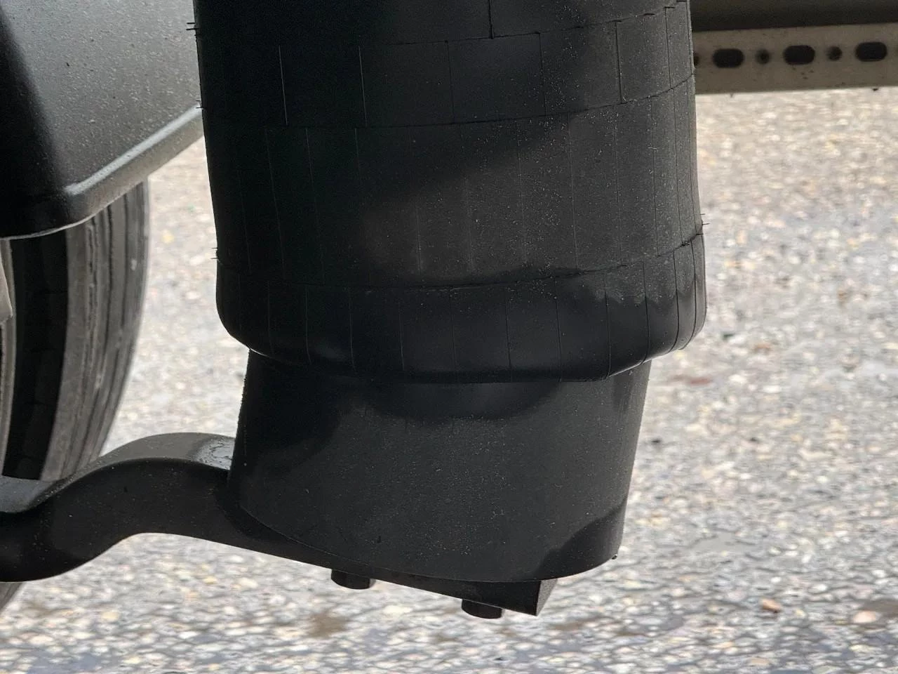 Krone 2 AXLE 2019 image 16