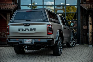 Dodge Ram 1500 2019 - 5.7 V8 4x4 Crew Cab Laramie afbeelding 3 miniatuur