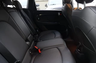 MINI Countryman 2023 - 1.5 Cooper S E ALL4 Chili / Plug In Hybrid / Leder изображение 19