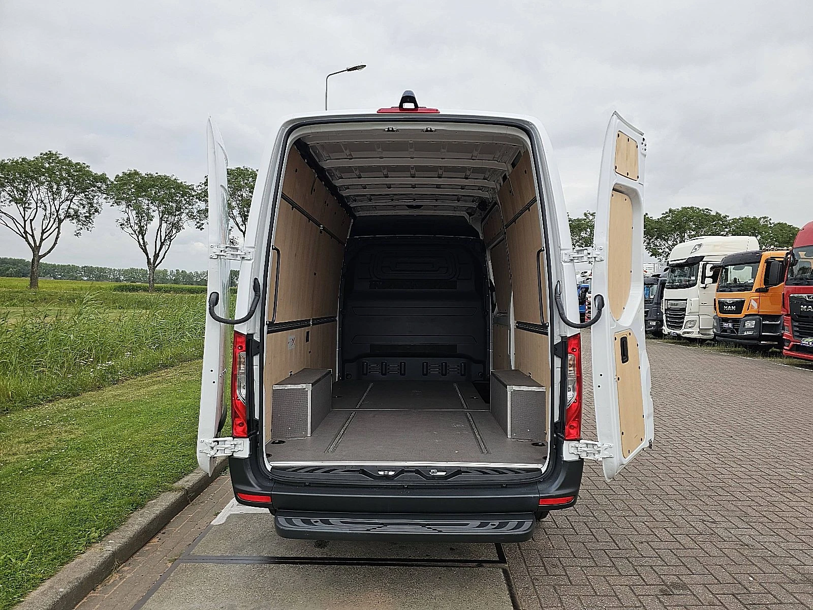 Mercedes-Benz Sprinter 2024 - 317 afbeelding 14