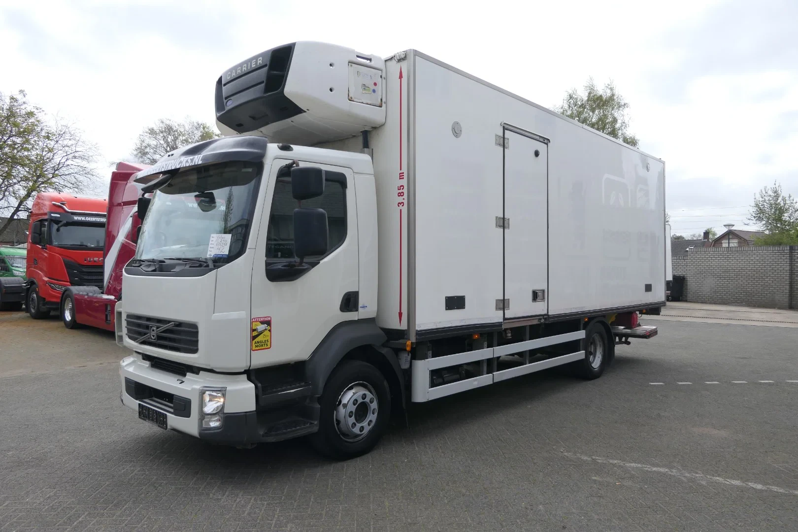 Volvo 240 2013 - FL | Carrier SUPRA 950Mt / Bi-temp | 3 Compartments | 425260Km | 2013 | 12Ton | 6 Cylinder | Dhollandia 1500Kg | TUV/MOT/APK 05-2026 | Luxembourg Truck obrázek 5