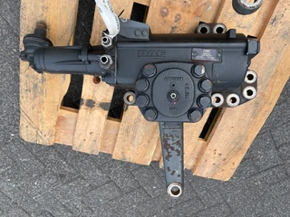 DAF - 1860622 / 2405464 STEERING BOX THP90 te koop