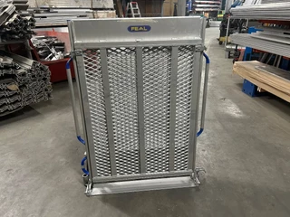 FEAL Rolstoeloprijplaat - Laadklep oprijplaat dubbel opvouwbaar - bgr 37-3 bild 8