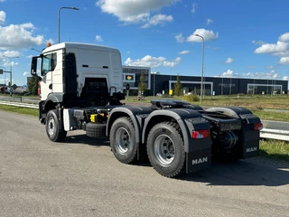 MAN TGS 2023 - 33.400 BB SA 6x4 Manual imagem 4