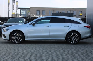 Mercedes-Benz CLA 2023 - Shooting Brake 250e AUT8 Luxury Line WIDESCREEN KEY-LESS GO SFEER 18'' image 8