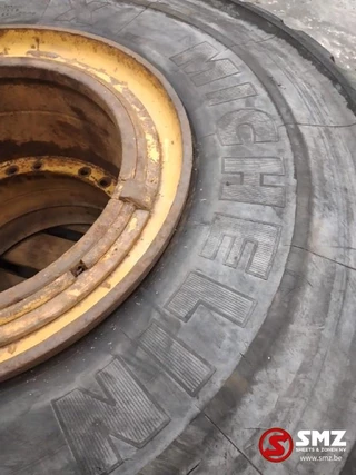 Michelin N/A - Occ industrieband Michelin 26.5R25 image 2