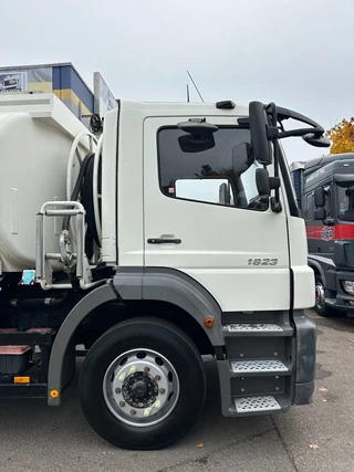 Mercedes-Benz Axor 1823 2006 - LA *Tankwagen für Heizöl/Diesel, 2 Kammern, 14.000 Ltr.* image 9