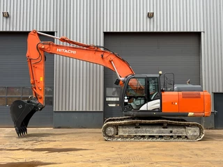 Hitachi ZX210LC-6 2018 - N/A obrazek 1