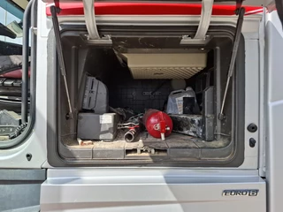 Volvo FH 2019 - FH4-460 / VEB+ / HYDRAULICS / DOUBLE TANK / SMART TACHO V2 / 688399 KM / LWDS / FRIDGE / AUTOMATIC / EURO-6-D / 2019 image 26