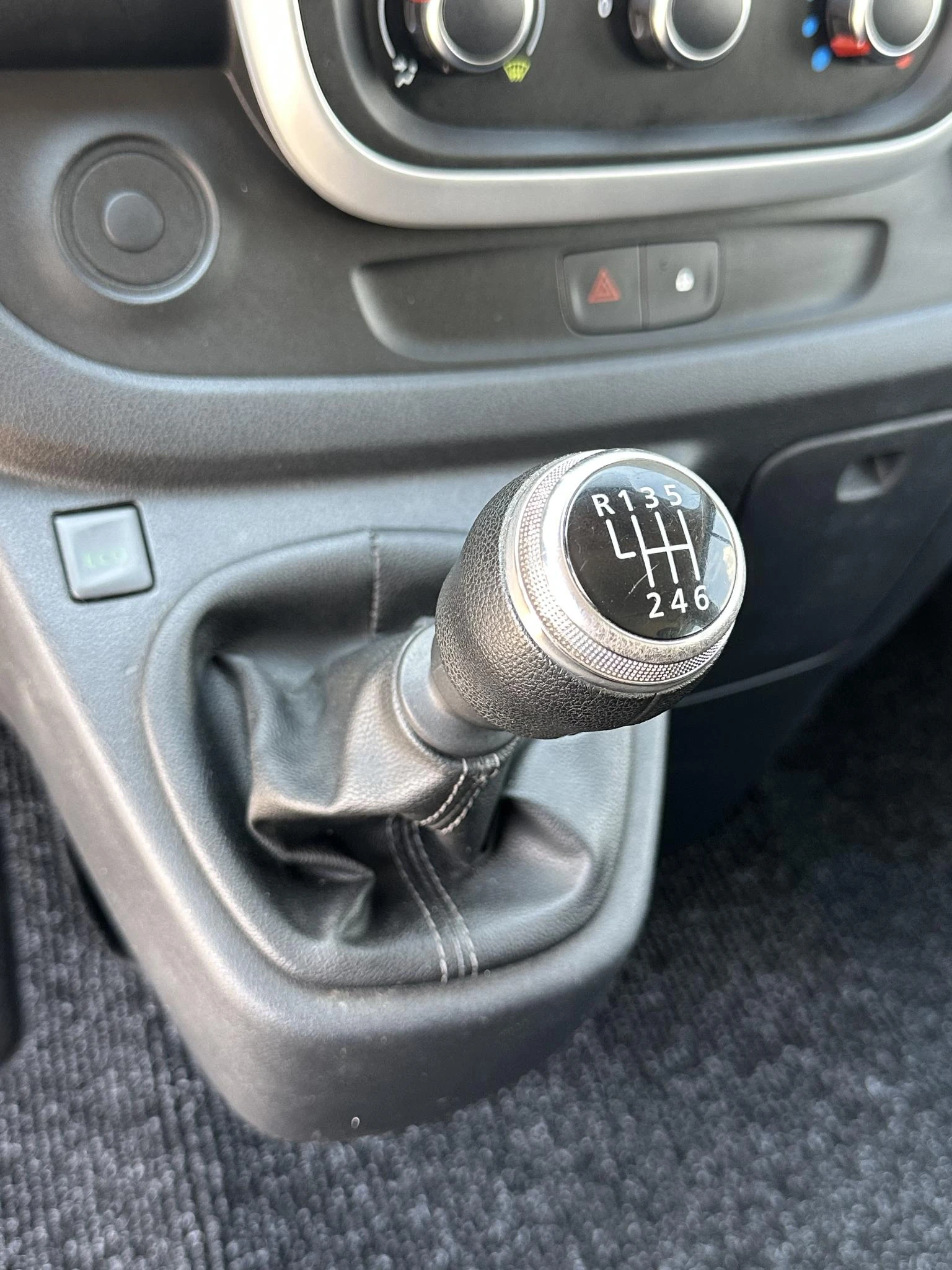 Renault Trafic 2021 - 2.0 dCi 120pk L2 DC Dubbele cabine obrázek 16