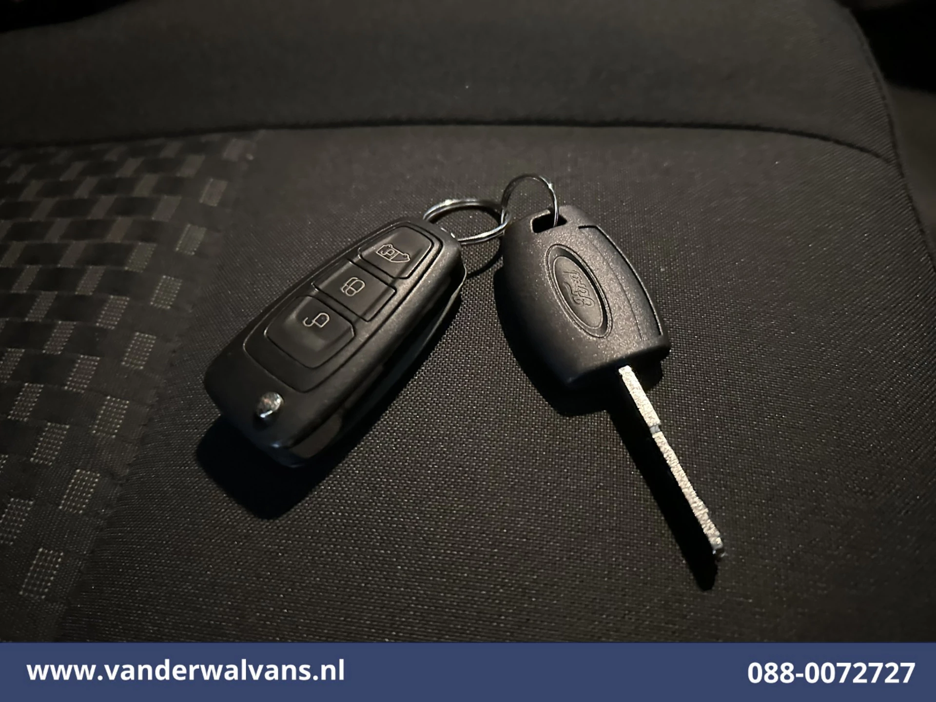 Ford Transit 2023 - 2.0 TDCI 131pk Bakwagen Laadklep Euro6 Airco | Cruisecontrol | Verwarmde voorruit image 19