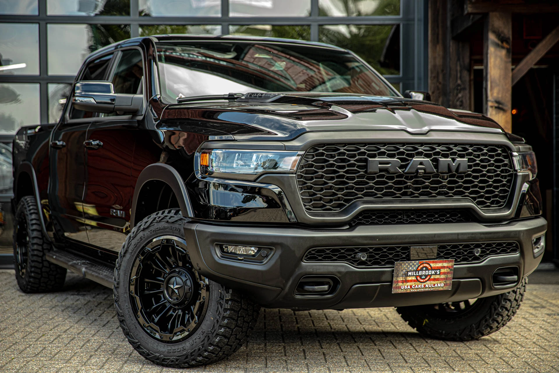 Dodge Ram 1500 2024 - Dodge Rebel Night Hurricane obrázek 1