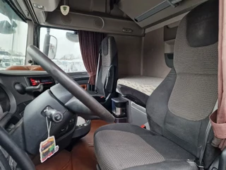 DAF XF 440 2015 - SuperSpaceCab 6x2*4 - Cuppers 1-2-3 deck Livestock изображение 9