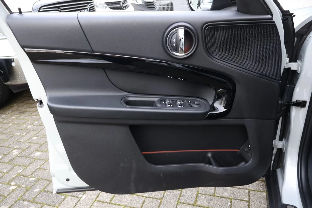 MINI Countryman 2023 - 1.5 Cooper SE ALL4 Chili / Plug In Hybrid / Leder afbeelding 32