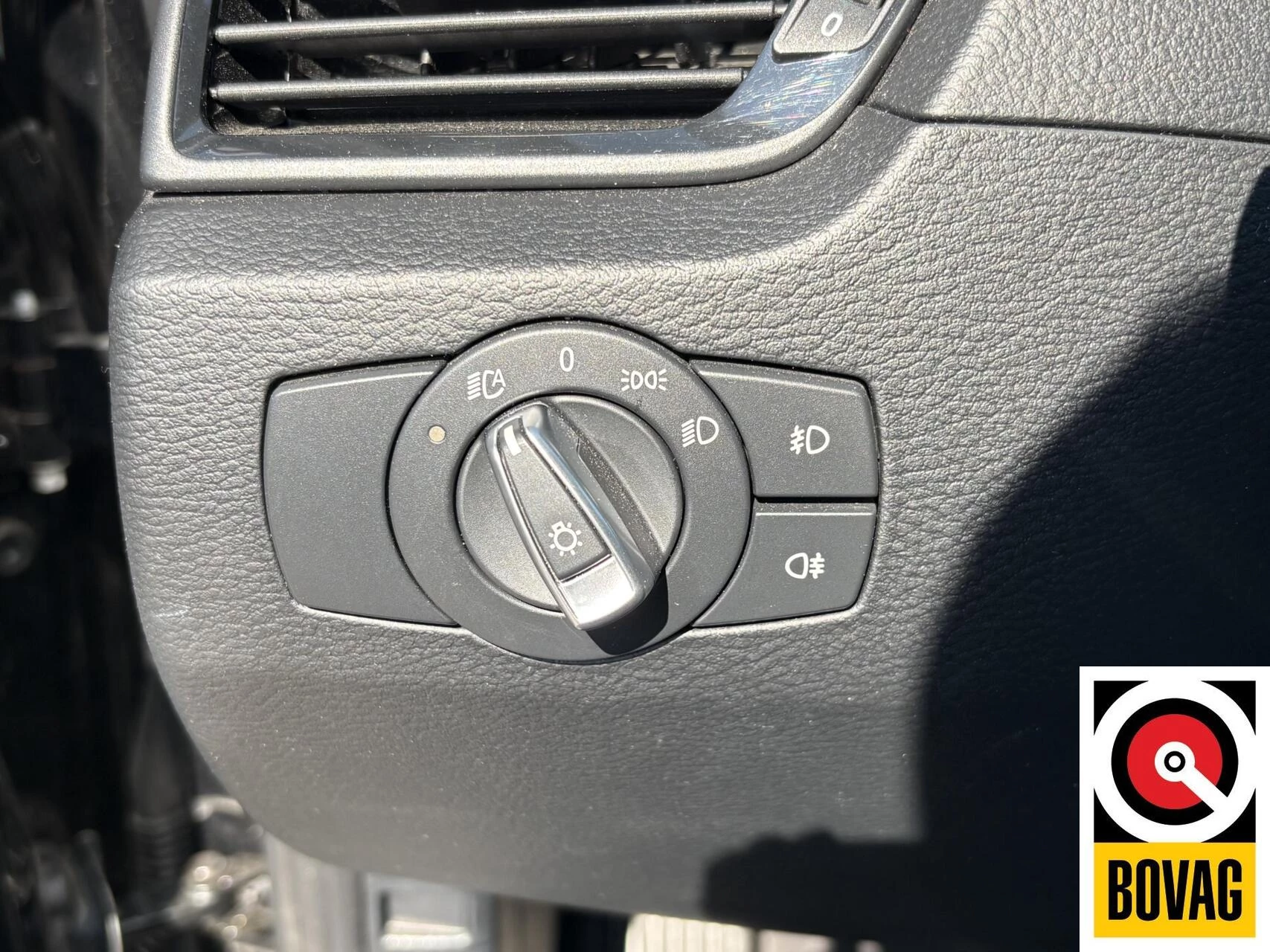 BMW X1 2015 - sDrive20i Business obrázek 24