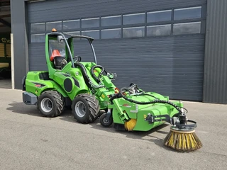 Avant 2025 - 645i Rental mini-shovel à vendre