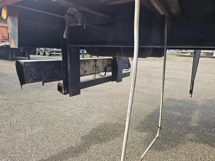 Groenewegen DRO 15-28 | Heavy duty trailer |twistlocks for container 40 ft 2 x 20 ft 20 ft mid.| saf Drum | hardwood floor. 1995 Bild 18