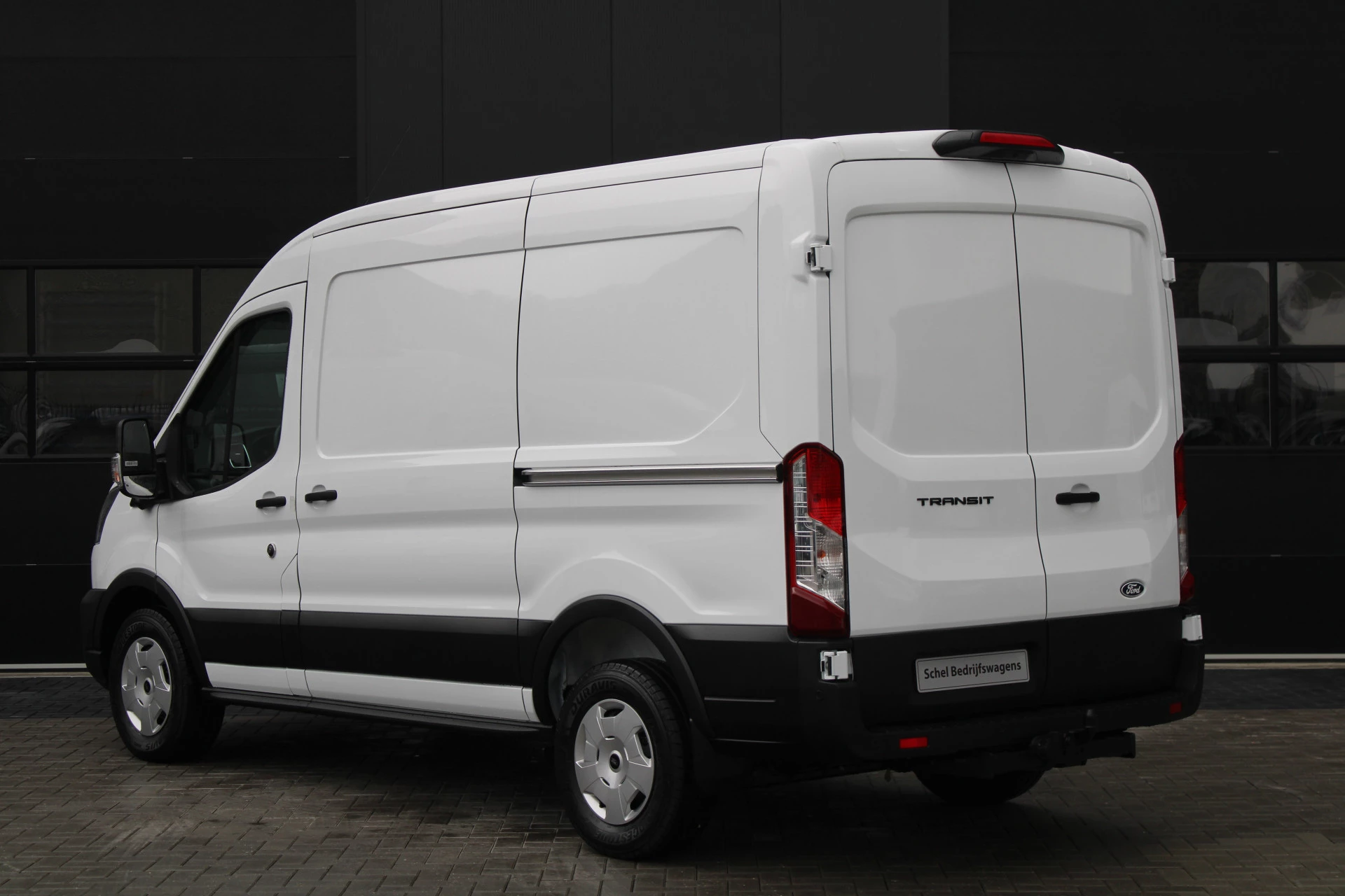Ford Transit 2024 - 350 2.0 TDCI L2H2 Trend 130pk - Facelift - 2x Schuifdeur - Adaptive Cruise - Navigatie - Blind Spot - 360 Camera - Stoel - Stuurverwarming - Rijklaar zdjęcie 29