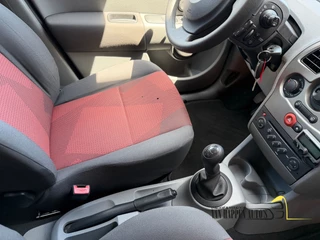 Renault Modus 2007 - 1.6-16V Air obrazek 4