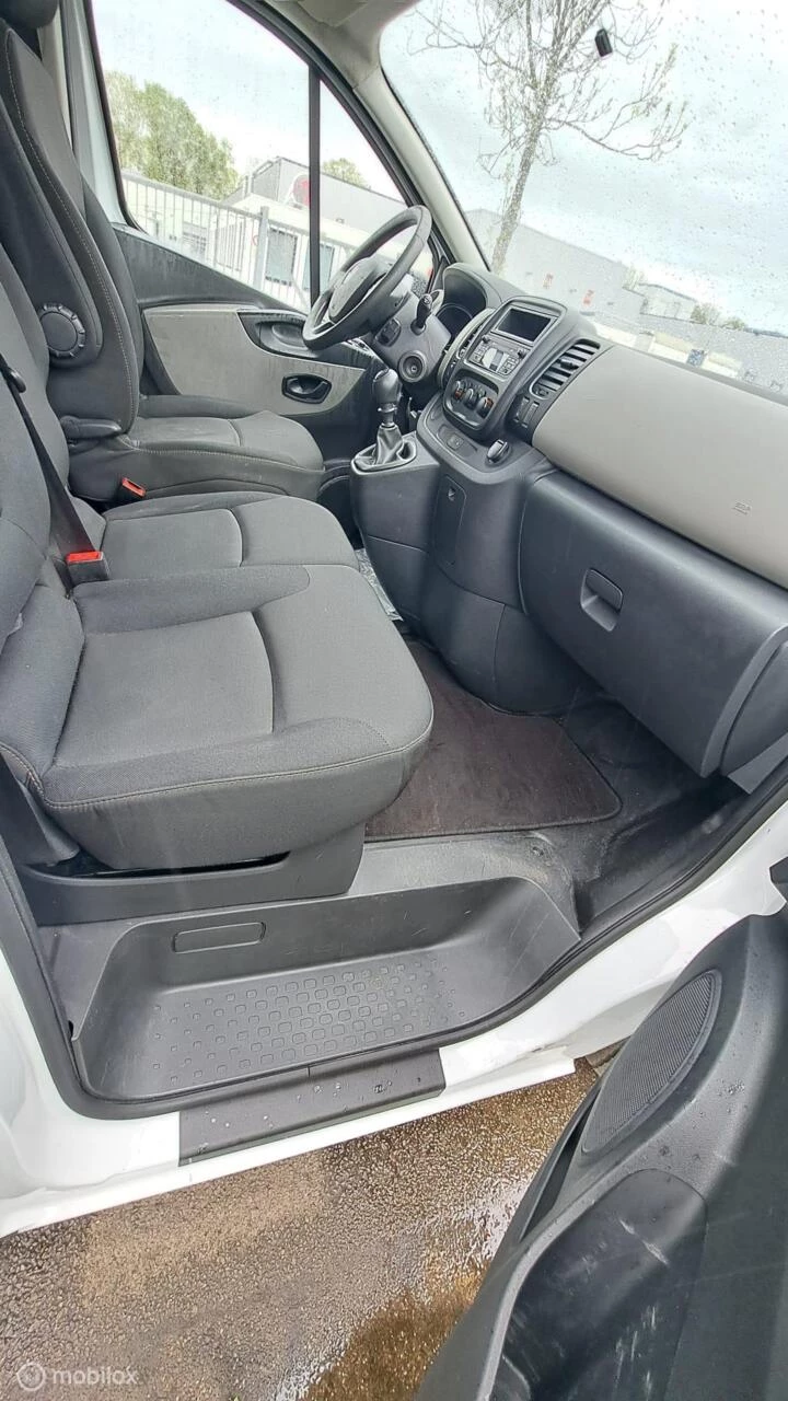 Renault Trafic 2015 - bestel 1.6 dCi T27 L1H1 Comfort Energy afbeelding 5
