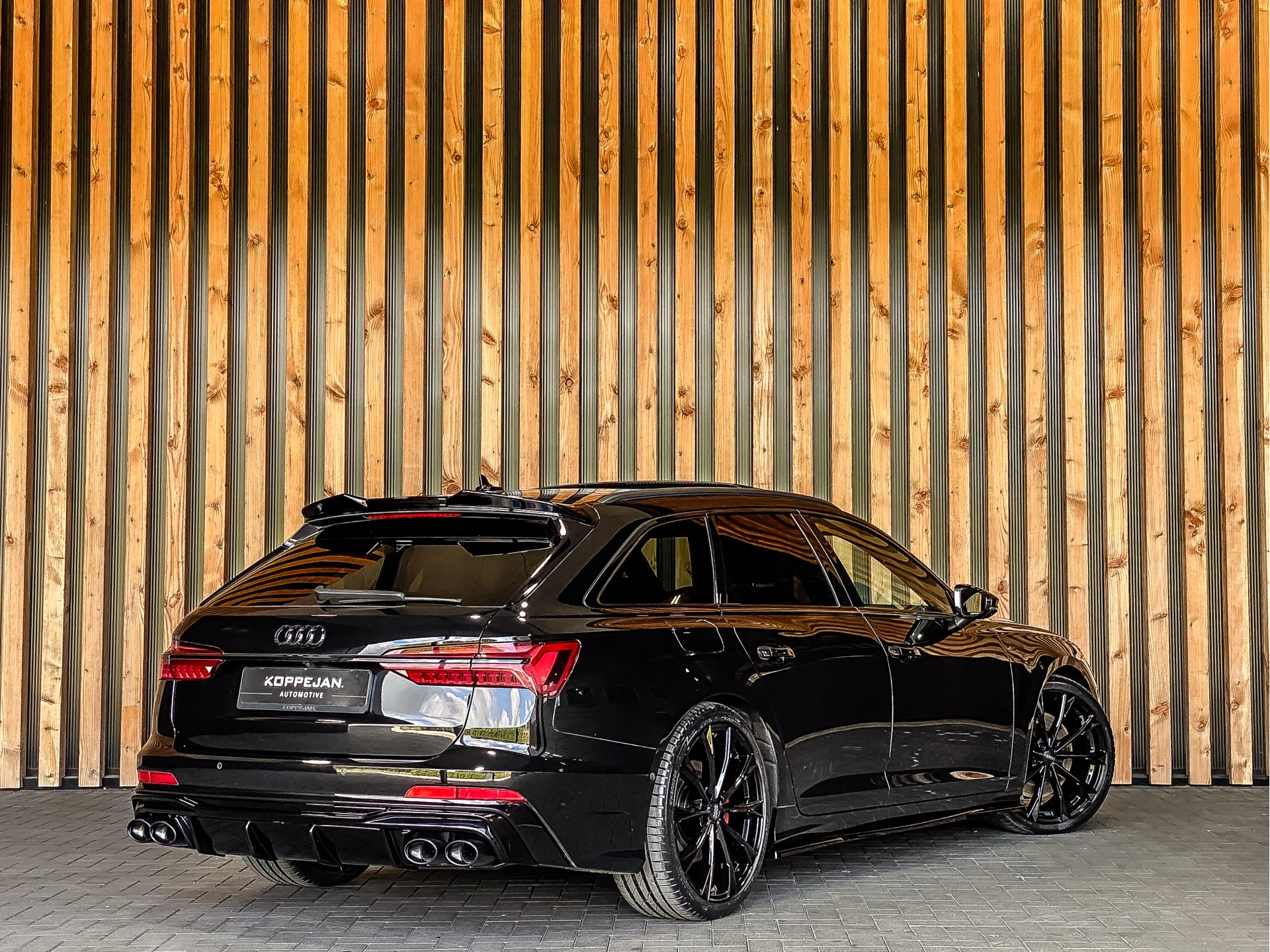 Audi A6 2021 - Avant 55 TFSIe 367PK Quattro Pro Line S Competition obrázek 3