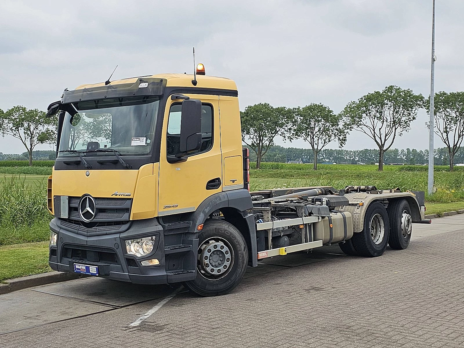 Mercedes-Benz Actros 2017 - 2543 obrázek 2