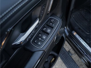 Dodge Ram 1500 2024 - 5.7 V8 4x4 Crew Cab Limited изображение 38