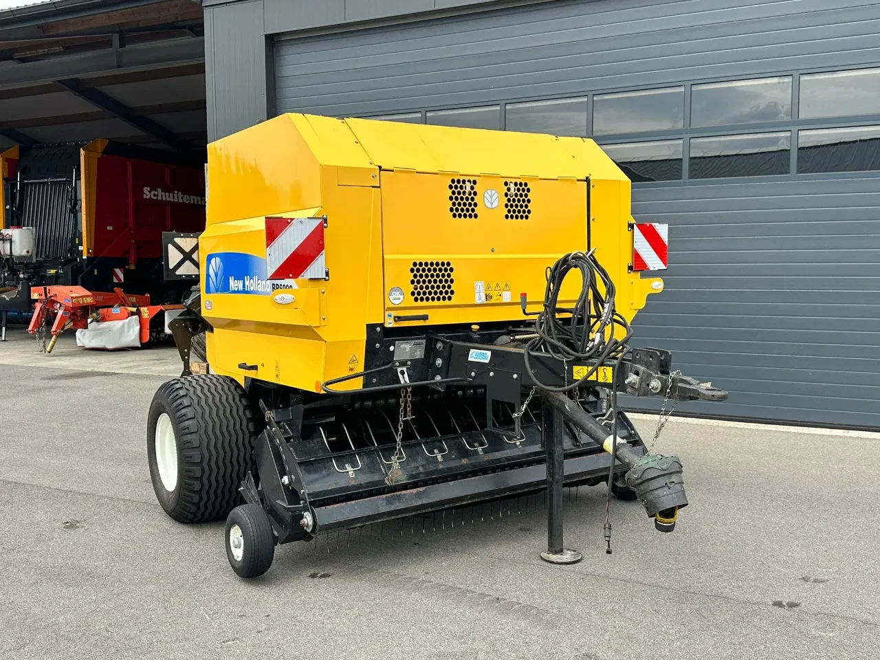 New Holland - BR6090 balenpers afbeelding 1