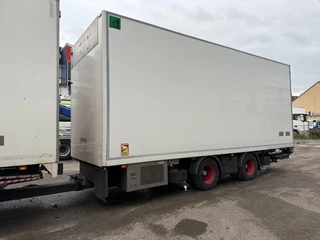 VAN VW 20.000 VW 2004 - 2 AXLE HANGER + TRS COOLING + DHOLLANDIA LIFT for sale