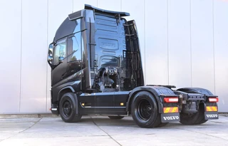Volvo FH 2017 - 460 Globe XL 4X2 - PARK.AIRCO - 2X FUEL TANKS - XENON - GOOD CONDITION - afbeelding 3 miniatuur