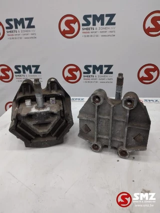 MAN N/A 2013 - Occ set motorsteunen MAN TGX 81962100571 imagem 1
