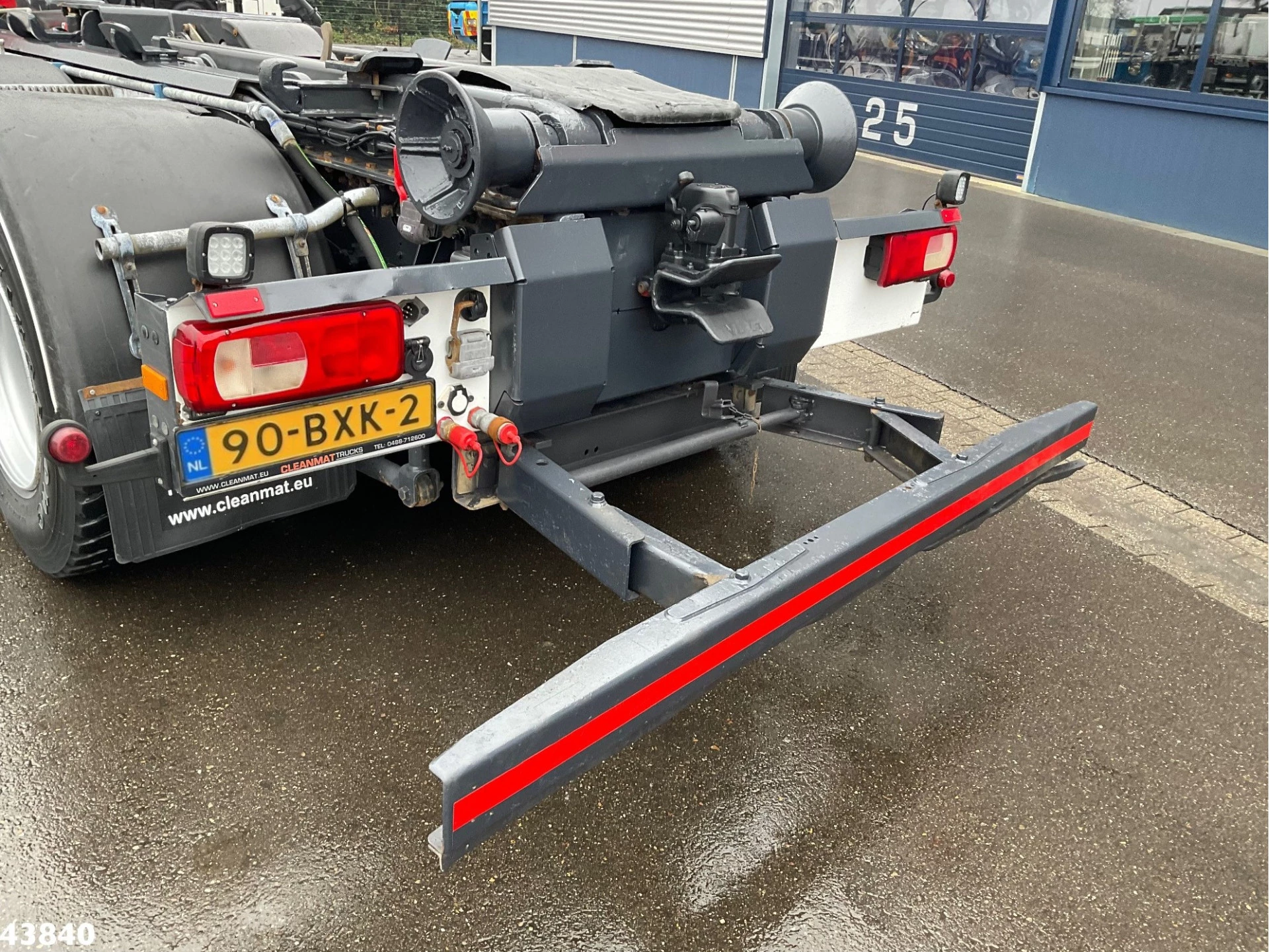 DAF 33 2019 - FAD CF 530 8x4 Euro 6 Palfinger Tonmeter laadkraan afbeelding 7