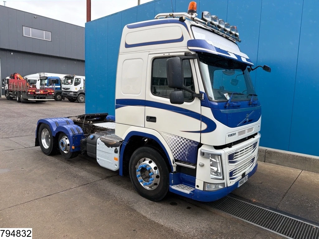 Volvo 2017 - FM 460 6x2, EURO 6, PTO, RHD Bild 2