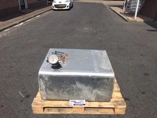 Diverse N/A - FUEL TANK 270 LTR image 1