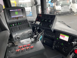 Scania P 2016 - P320 4x2 + Bucher Schörling Optifant 8000 (Only 36.360Km!!) Sweeper/Cleaner/Kehrwagen image 9