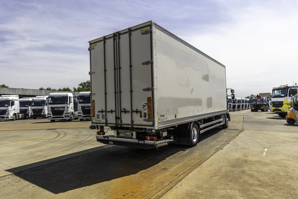 Volvo 2015 - FE 250+HAYON BAR afbeelding 4