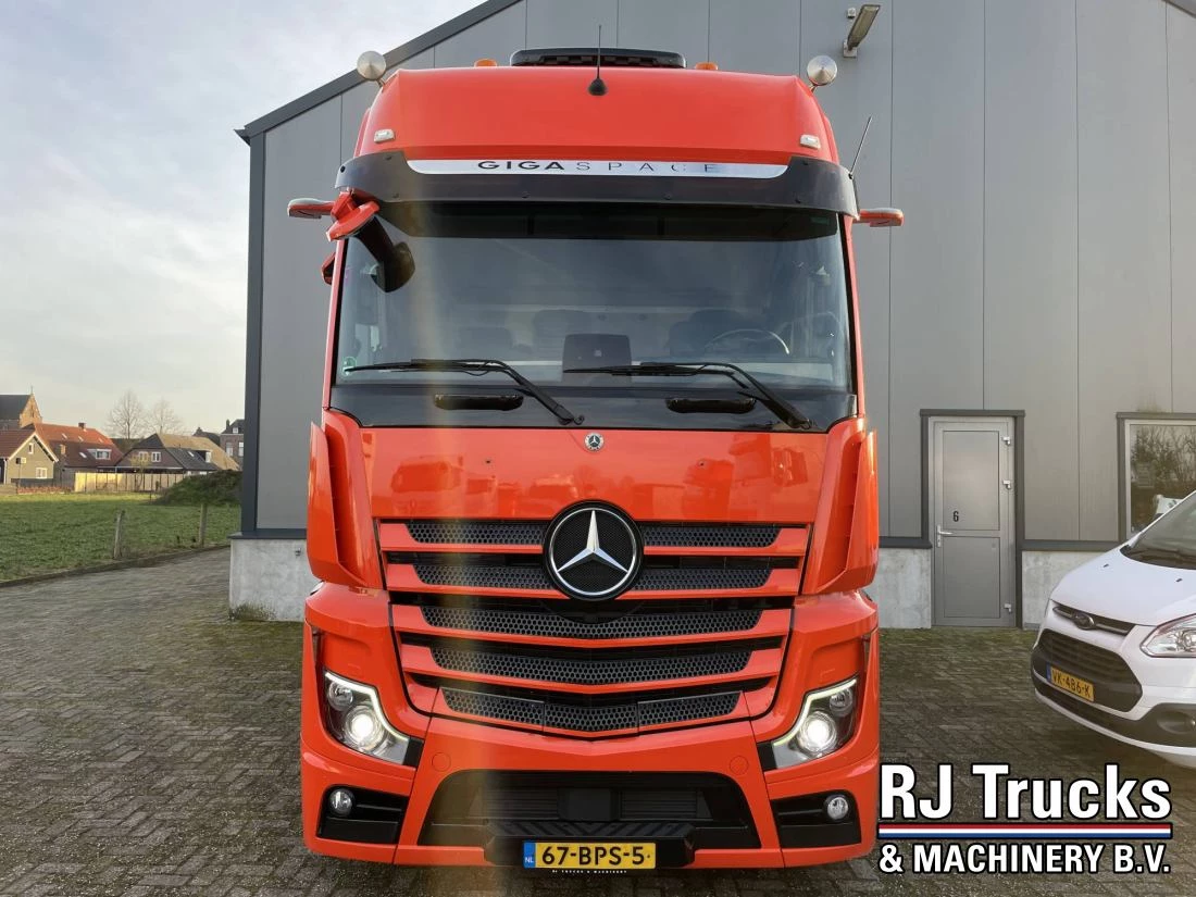 Mercedes-Benz Actros 2020 - 1845 Gigaspace - SoloStar | MirrorCam | VOITH Retarder | NL Truck immagine 16