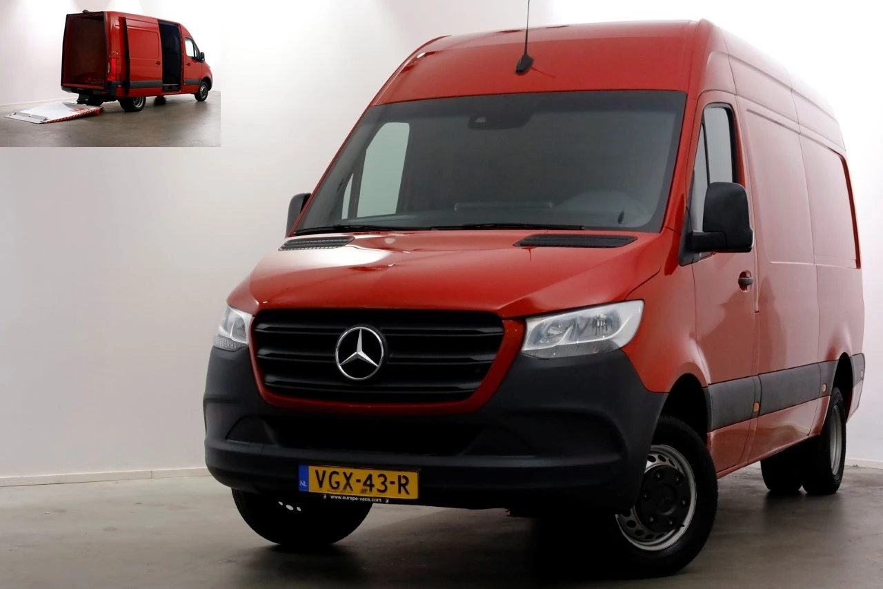 Mercedes-Benz Sprinter 2020 - 514 CDI 143pk 7G Automaat L2H2 Laadklep 500kg 10-2020 afbeelding 1