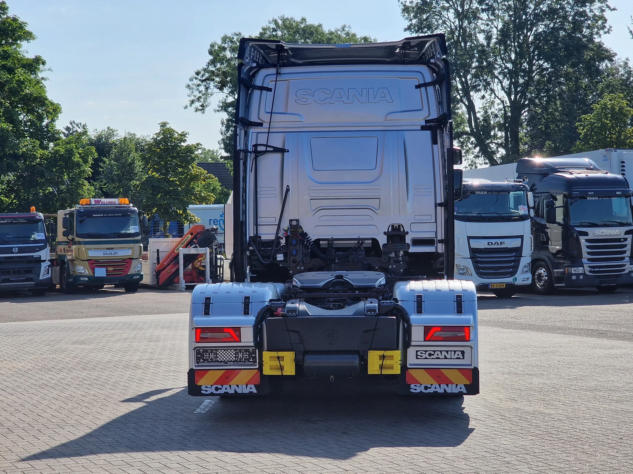 Scania R 2026 - R590 V8 NGS Highline 6x2 - NEW - 2.95WB - Retarder - Night clima - Leather - Alloy immagine 6