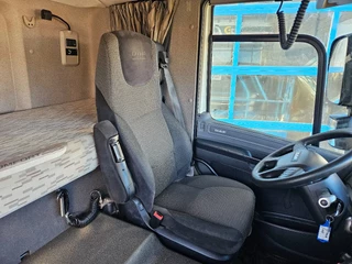 DAF 400 2016 - CF Space Cab 761.000 Km 8.000 kg vooras immagine 11