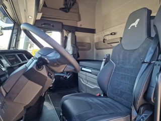MAN TGX 2026 - 18.520 GX - D30 - Retarder - Full air - Night clima - Navi - 2x tank bild 10