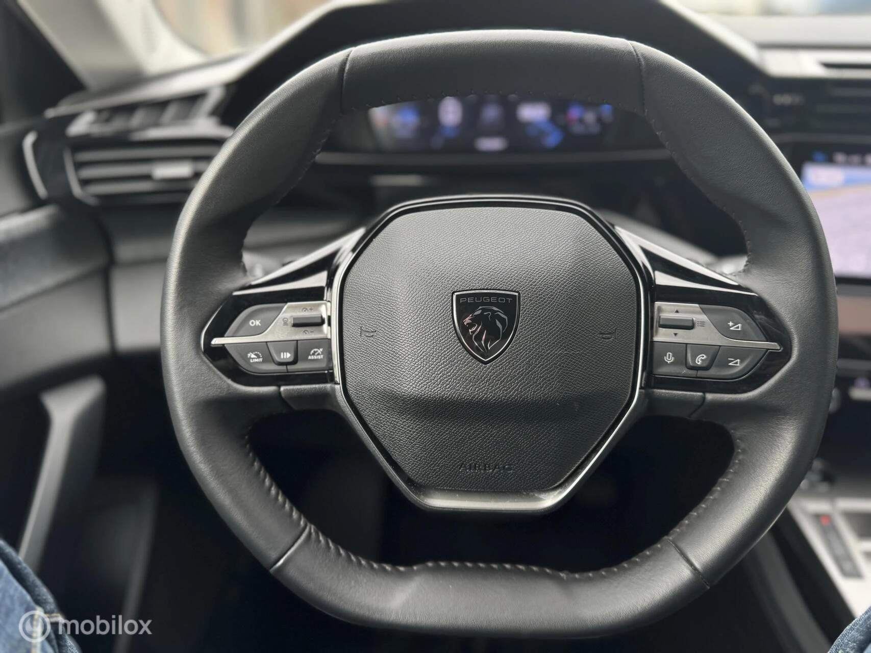 Peugeot 308 2024 - SW 1.2 PURETECH 130 EAT8 ALLURE 2024|Garantie изображение 12