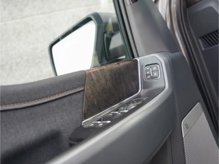 Ford F-150 2023 - Lightning Lariat Standard Range immagine 44
