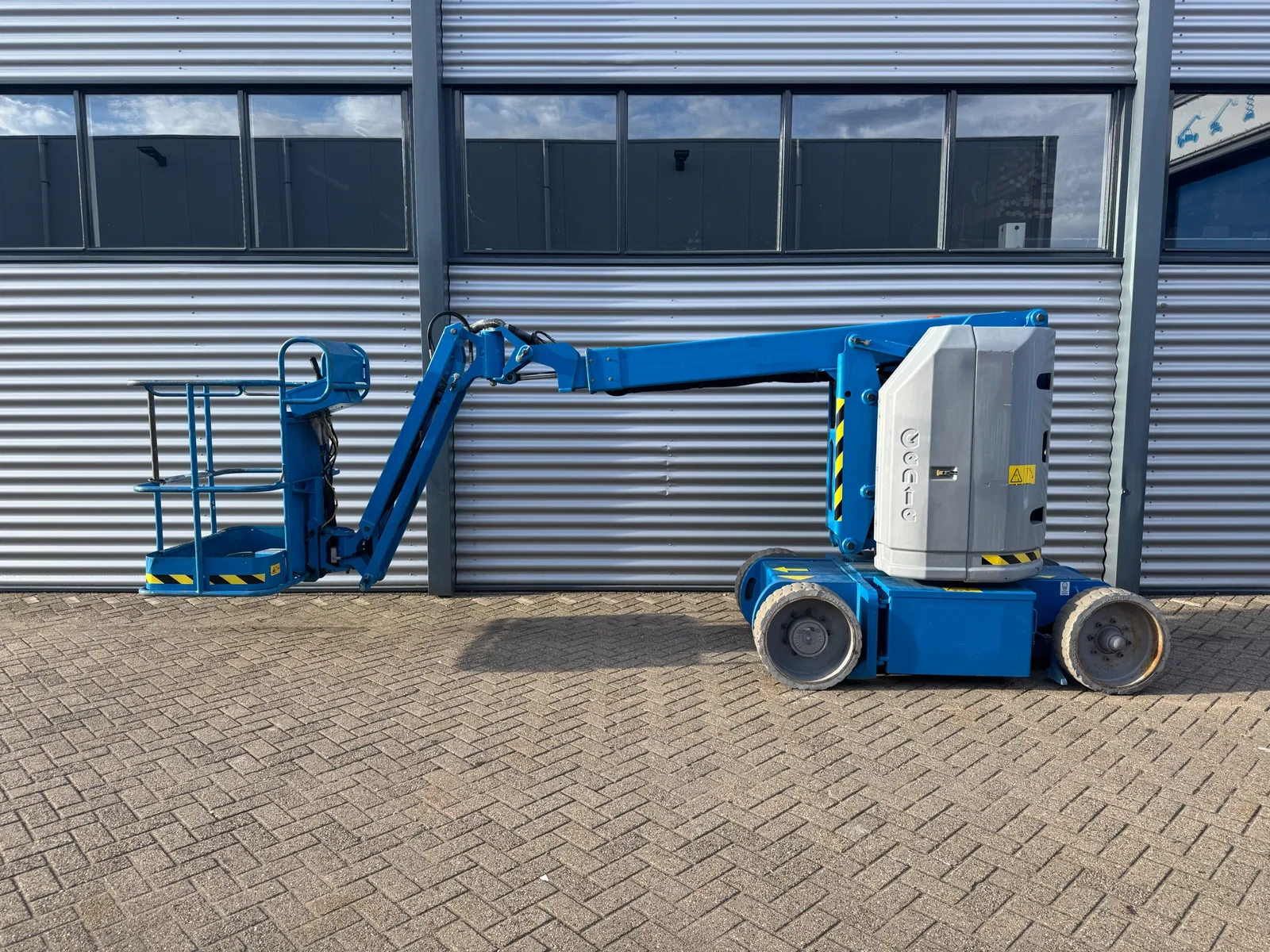 Genie 2014 - Z30/20N RJ Hoogwerker Knikarmhoogwerker (2014) image 1