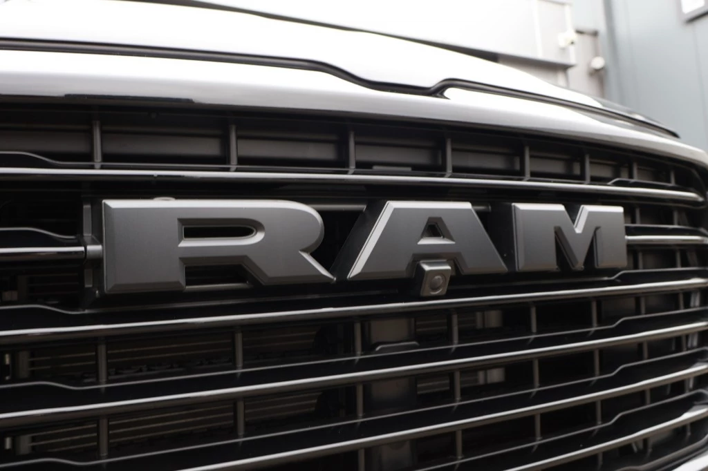 Dodge Ram 1500 2024 - 3.0 SST LARAMIE SPORT NIGHT / Laadbakdeksel + Trekhaak Bild 26