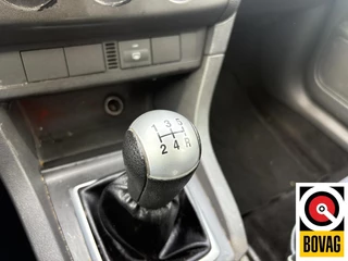 Ford Focus 2006 - Wagon 1.6-16V Ambiente obrazek 11