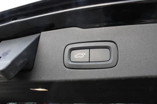 Volvo V60 2020 - 2.0 T5 R-DESIGN / Panorama dak / 250 PK immagine 27