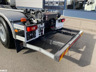 Volvo Volvo FM 460 8x2 Hiab 25 Tonmeter laadkraan 2024 - N/A bild 7