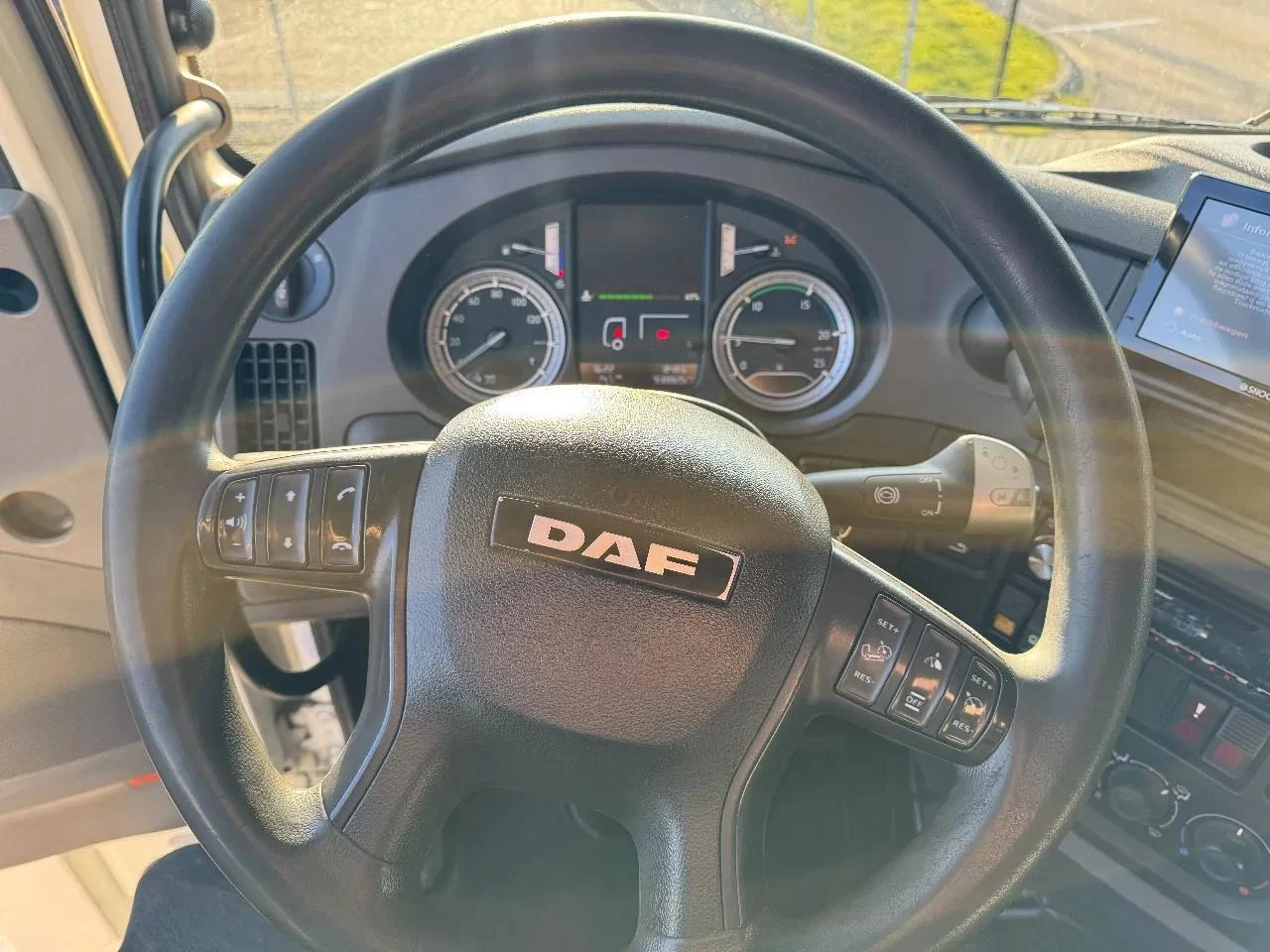 DAF XF 460 2014 image 32