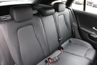 Mercedes-Benz CLA 2022 - Shooting Brake 250e AUT8 Luxury Limited LEDER SFEER NAVI CAMERA 18'' zdjecie 14
